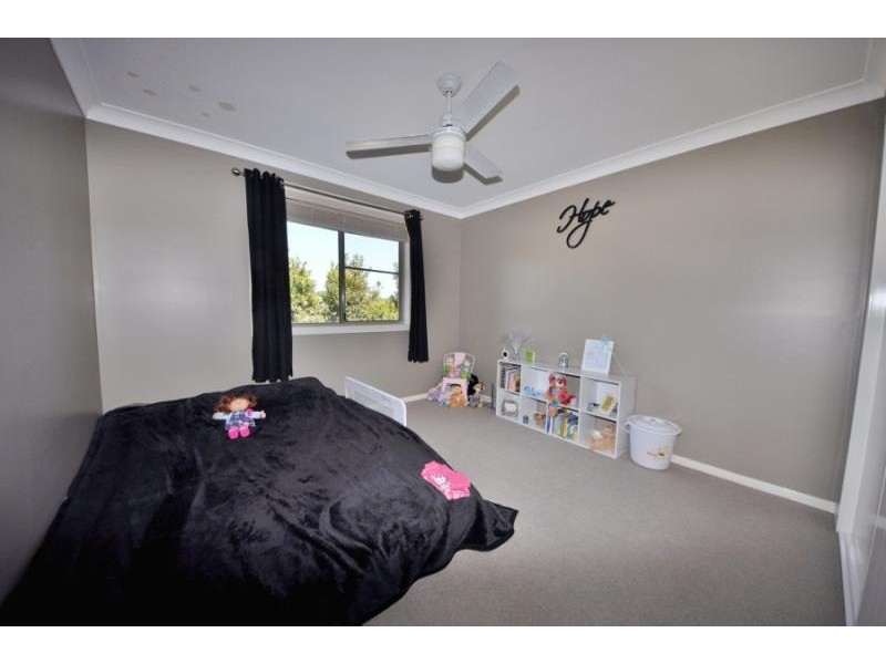 11 Grant Crescent, Macksville NSW 2447