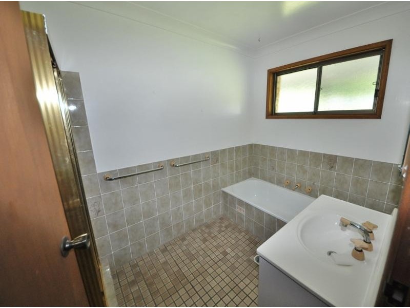 17-19 Third Avenue, Stuarts Point NSW 2441