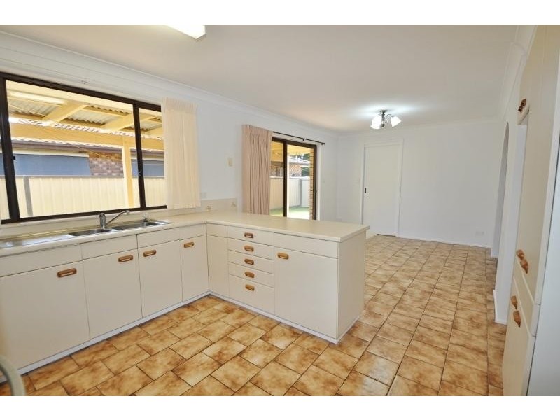 6 Fourth Avenue, Stuarts Point NSW 2441