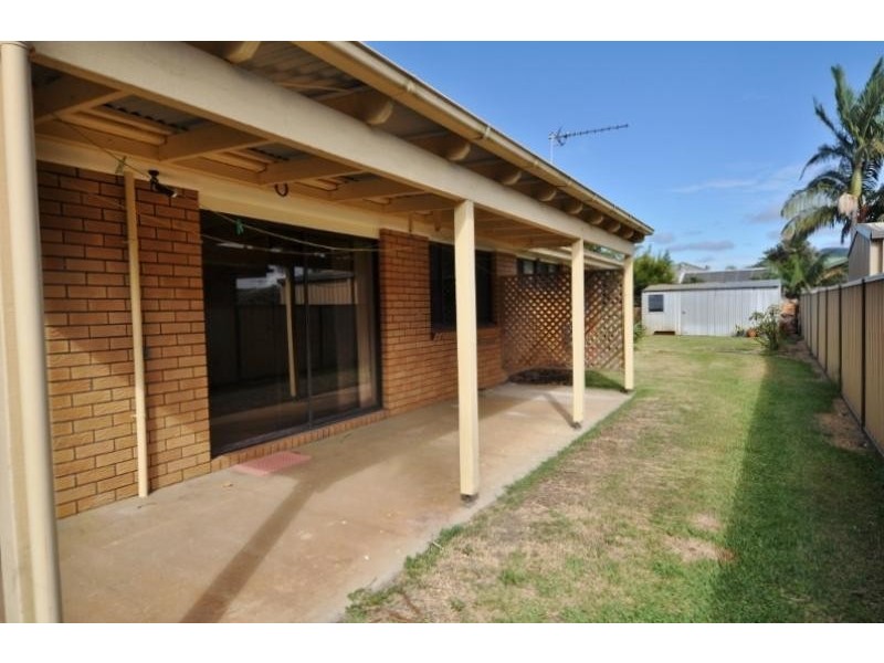 6 Fourth Avenue, Stuarts Point NSW 2441
