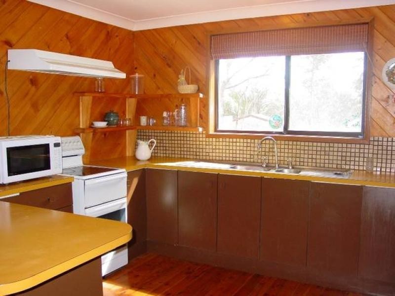 27 Sunlight Parade FISHING POINT 2283, Fishing Point NSW 2283