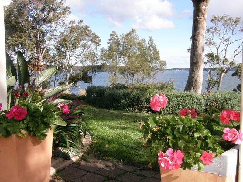215 Dobell Drive WANGI WANGI 2267, Wangi Wangi NSW 2267