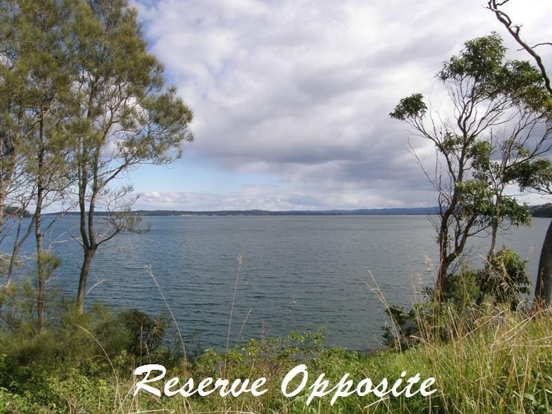 215 Dobell Drive WANGI WANGI 2267, Wangi Wangi NSW 2267