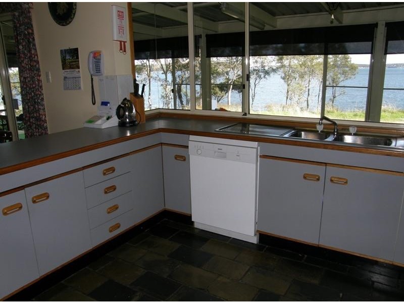 215 Dobell Drive WANGI WANGI 2267, Wangi Wangi NSW 2267