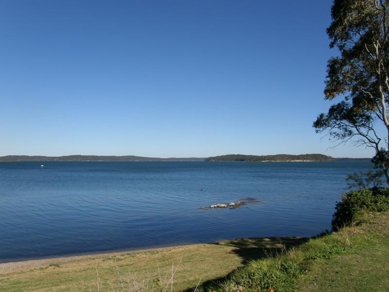 110 Dobell Drive WANGI WANGI 2267, Wangi Wangi NSW 2267