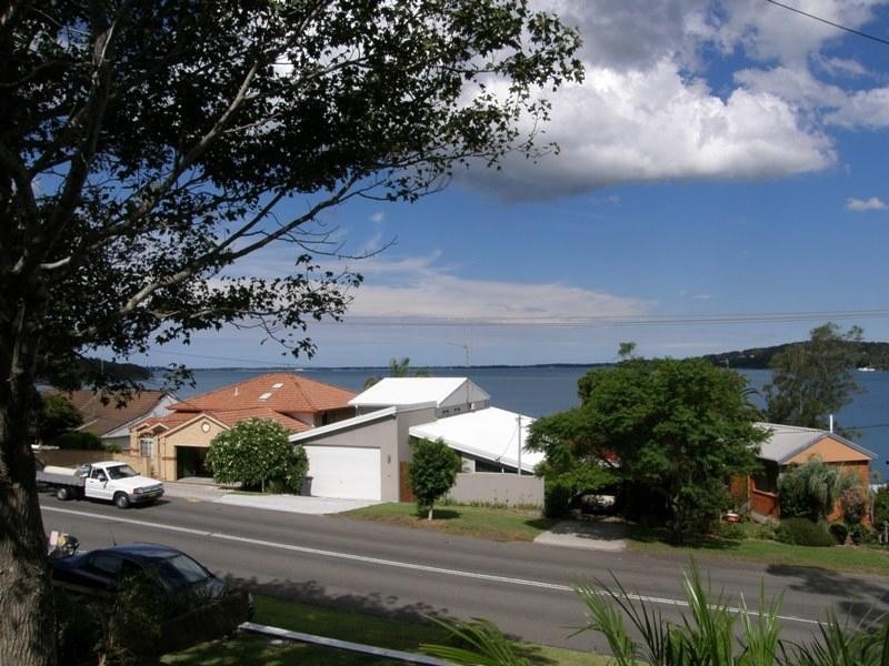 16 Alexander  Parade ARCADIA VALE 2283, Arcadia Vale NSW 2283