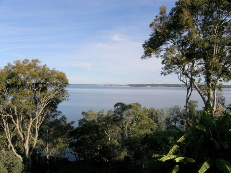 90 Beach Road WANGI WANGI 2267, Wangi Wangi NSW 2267