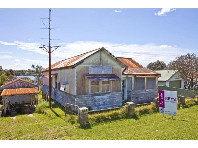 67 Dobell Drive  WANGI WANGI 2267, Wangi Wangi NSW 2267