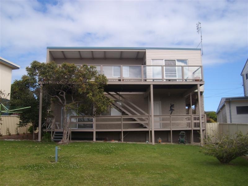 8 Shell  Street TUROSS HEAD 2537, Tuross Head NSW 2537