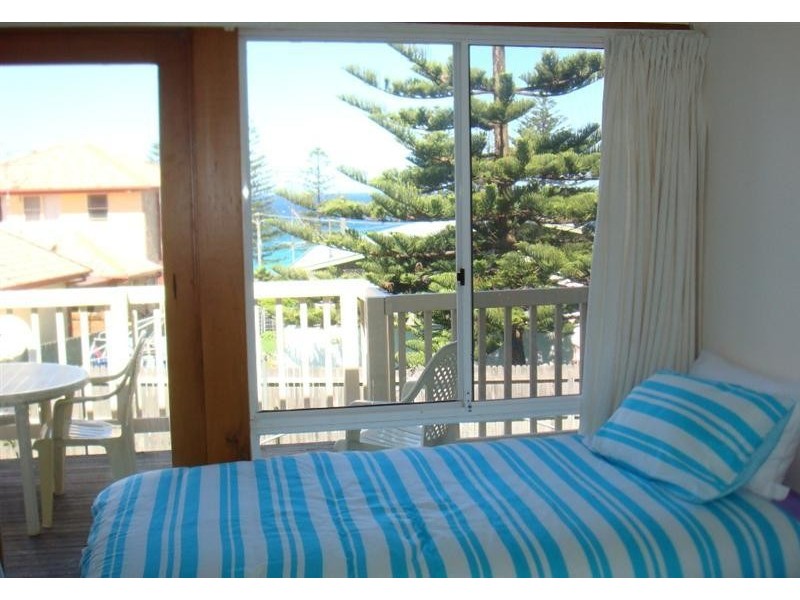 8 Whiting Street TUROSS HEAD 2537, Tuross Head NSW 2537