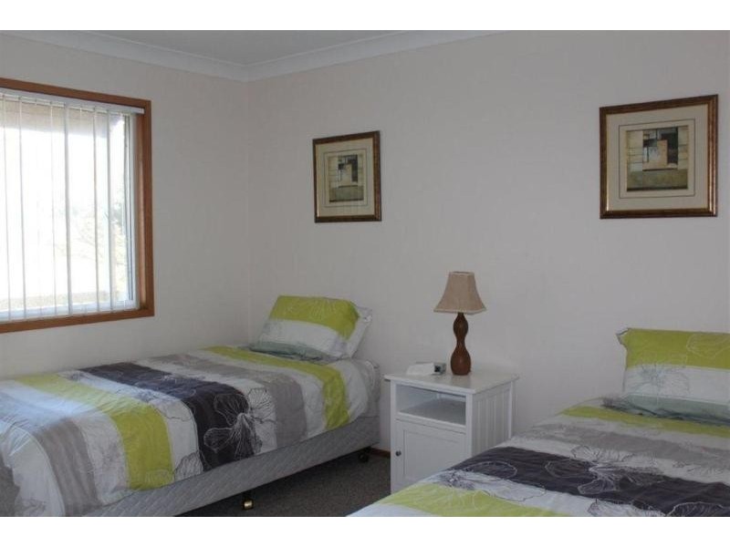 8 Whiting Street TUROSS HEAD 2537, Tuross Head NSW 2537