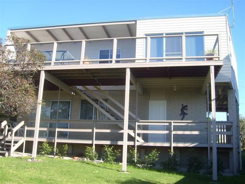 8 Shell Street TUROSS HEAD 2537, Tuross Head NSW 2537