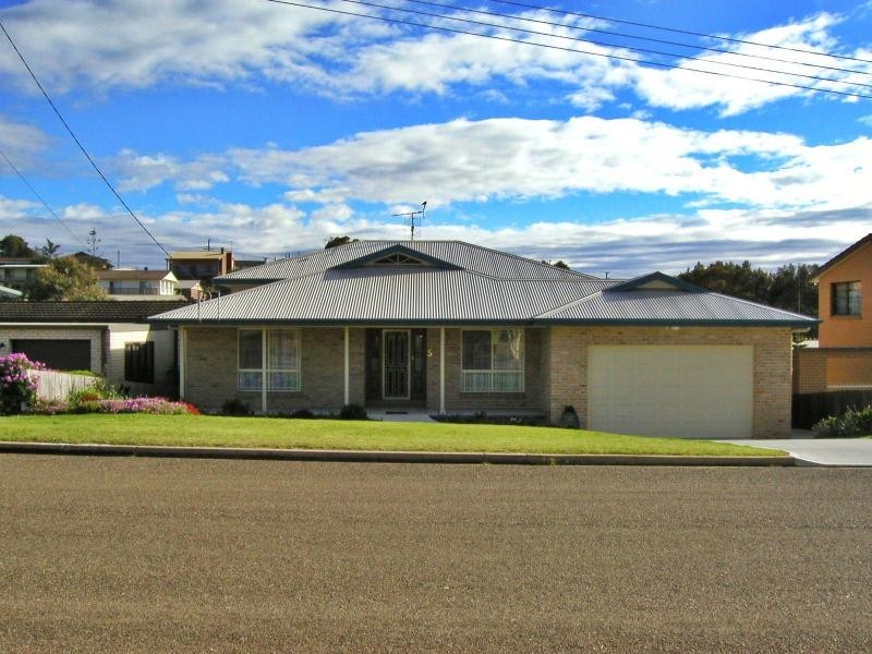 5 Grenville Avenue TUROSS HEAD 2537, Tuross Head NSW 2537