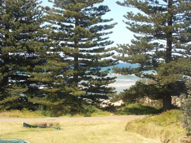 57 Hawkins  Road TUROSS HEAD 2537, Tuross Head NSW 2537