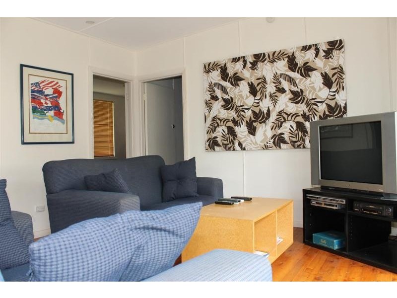 7 Chauvel Crescent, Tuross Head NSW 2537