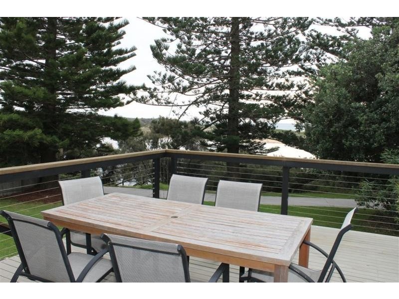 7 Chauvel Crescent, Tuross Head NSW 2537