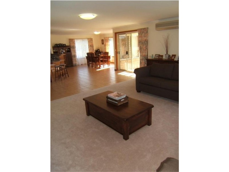 5 Grenville Avenue TUROSS HEAD 2537, Tuross Head NSW 2537