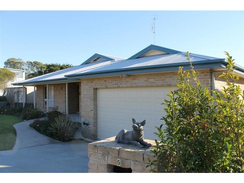 5 Grenville  Avenue TUROSS HEAD 2537, Tuross Head NSW 2537