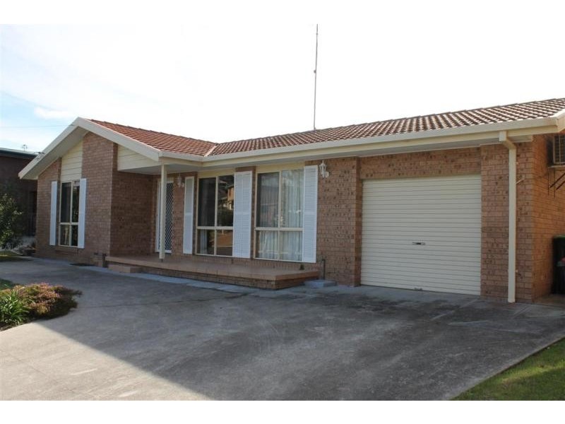 25 Swordfish Street, Tuross Head NSW 2537