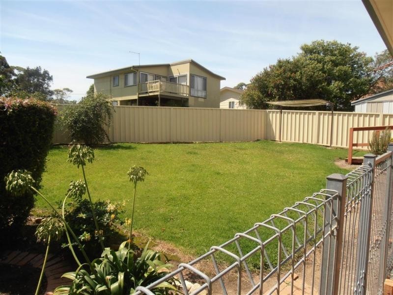 10 Hector McWilliam  Drive, Tuross Head NSW 2537