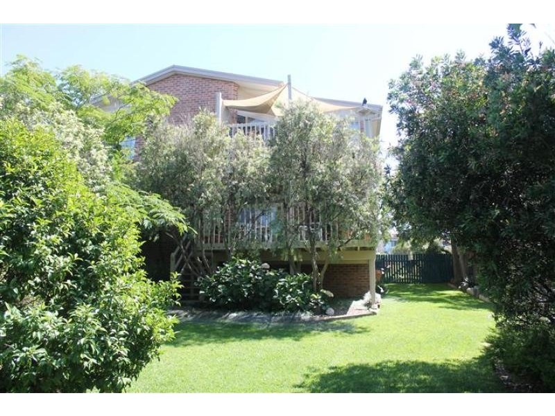 23 Islandview  Road, Tuross Head NSW 2537