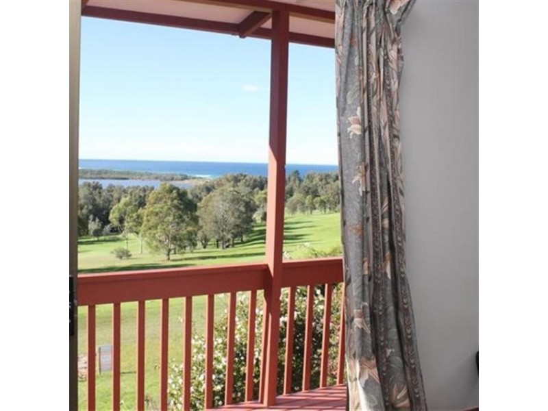 172 Hector McWilliam  Drive, Tuross Head NSW 2537