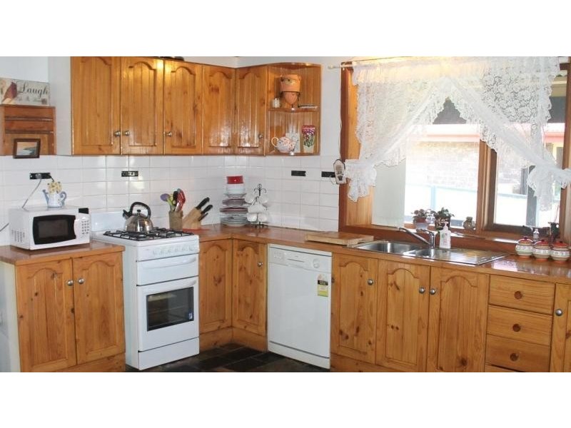13 Lake Street, Tuross Head NSW 2537
