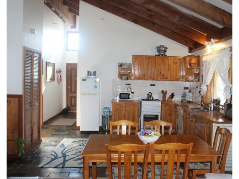 13 Lake Street, Tuross Head NSW 2537