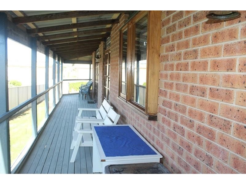 13 Lake Street, Tuross Head NSW 2537