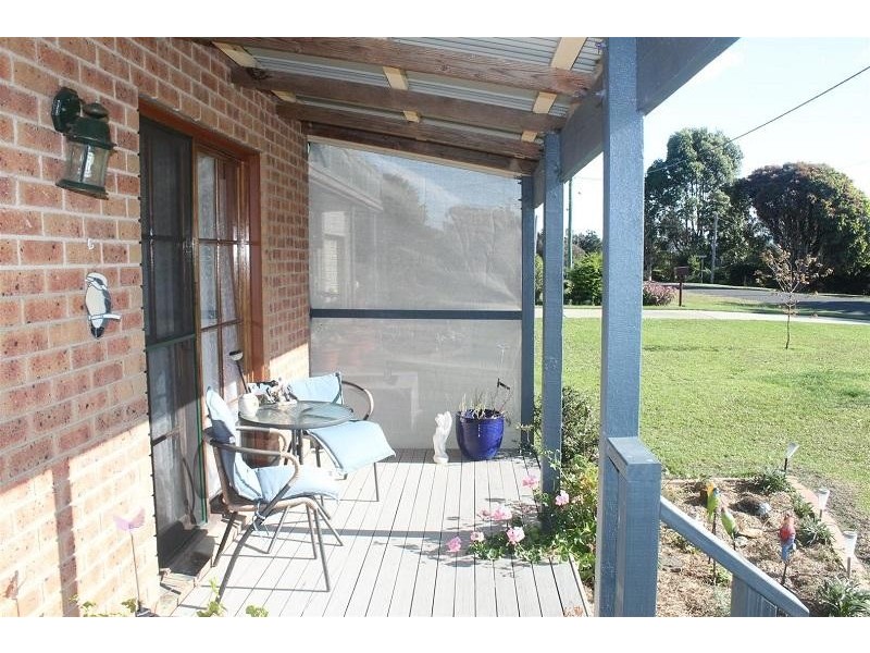 13 Lake Street, Tuross Head NSW 2537
