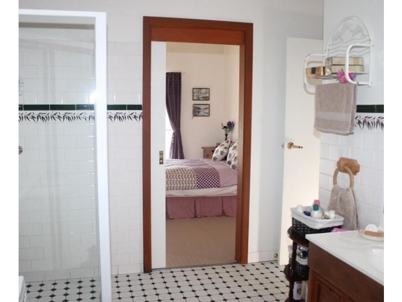 13 Lake Street, Tuross Head NSW 2537