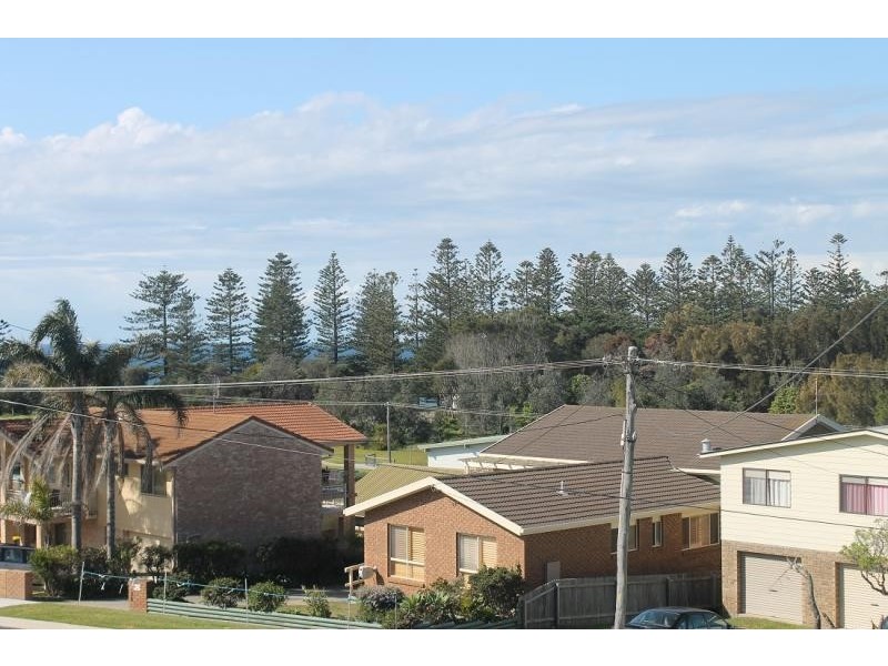 15 Surf Street, Tuross Head NSW 2537