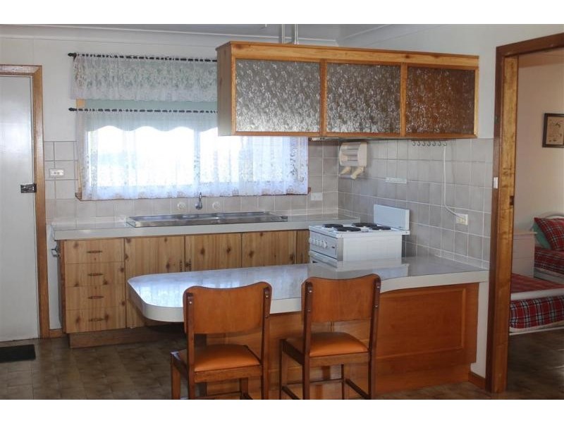 5 Bondi  Street, Tuross Head NSW 2537