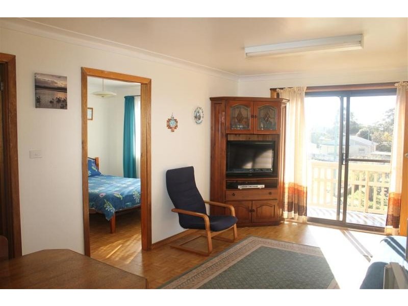 5 Bondi  Street, Tuross Head NSW 2537