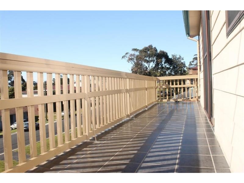 5 Bondi  Street, Tuross Head NSW 2537