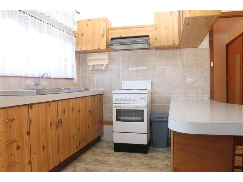 5 Bondi  Street, Tuross Head NSW 2537