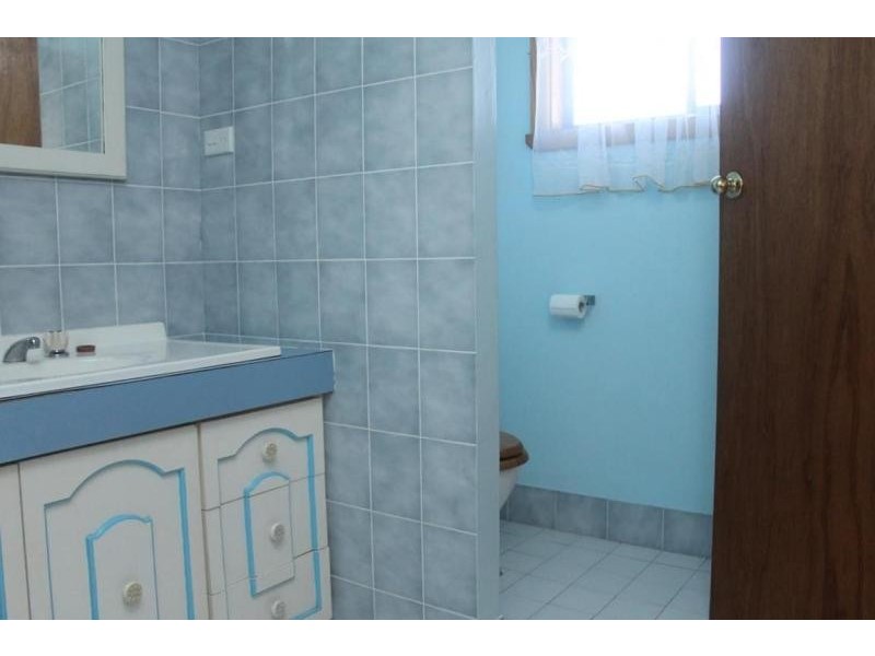 5 Bondi  Street, Tuross Head NSW 2537