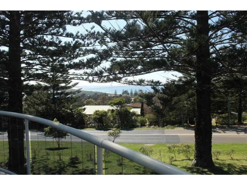 20a Coral Crescent, Tuross Head NSW 2537