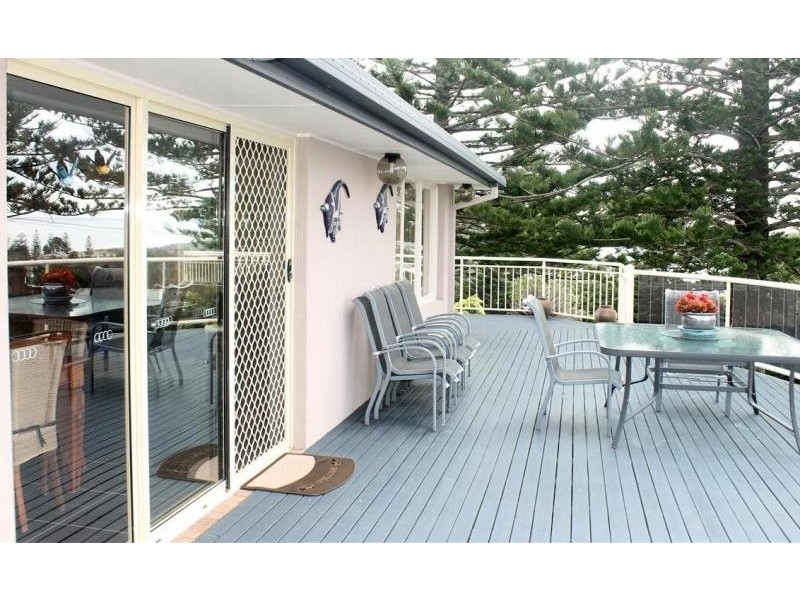 20a Coral Crescent, Tuross Head NSW 2537