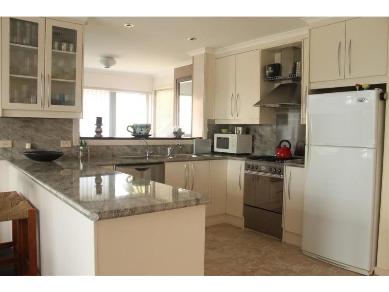 20a Coral Crescent, Tuross Head NSW 2537