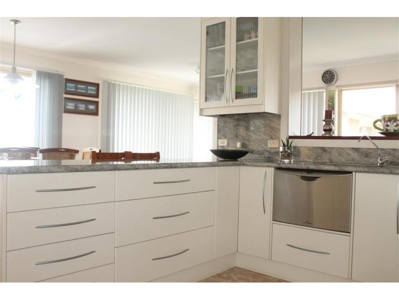 20a Coral Crescent, Tuross Head NSW 2537