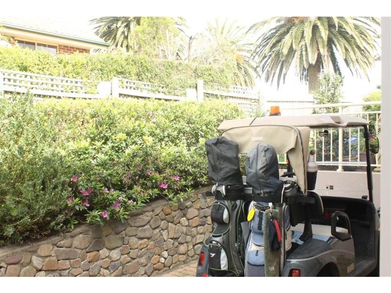 20a Coral Crescent, Tuross Head NSW 2537