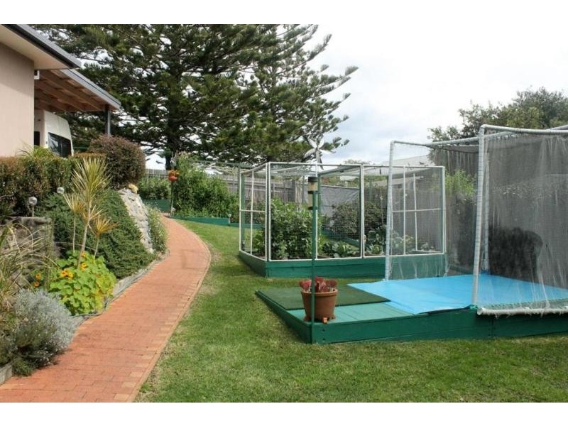 20a Coral Crescent, Tuross Head NSW 2537