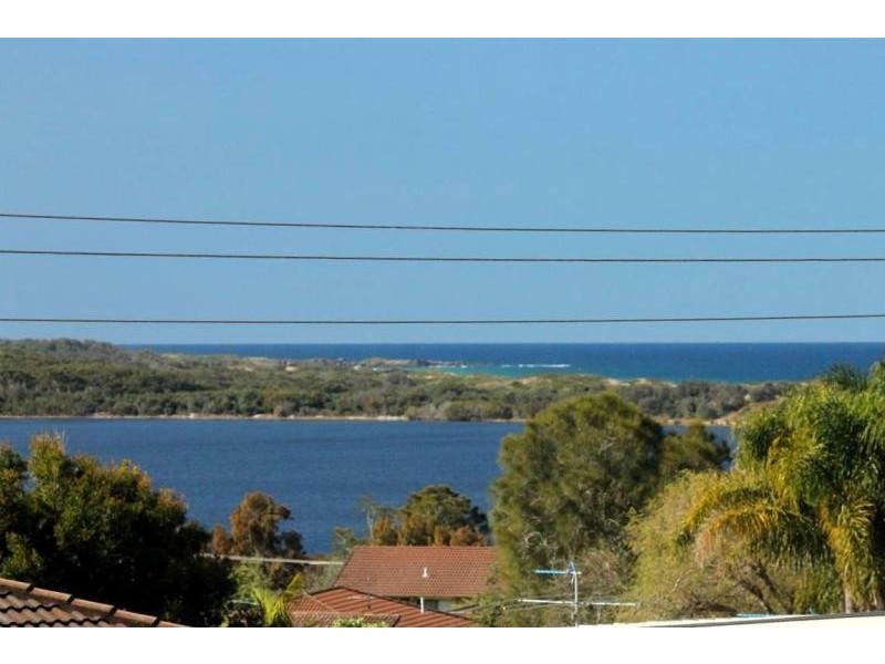 19 Coila Avenue, Tuross Head NSW 2537