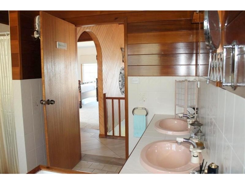 19 Coila Avenue, Tuross Head NSW 2537