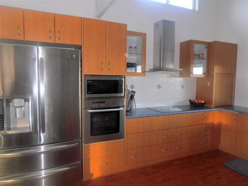 6 Coral Crescent, Tuross Head NSW 2537