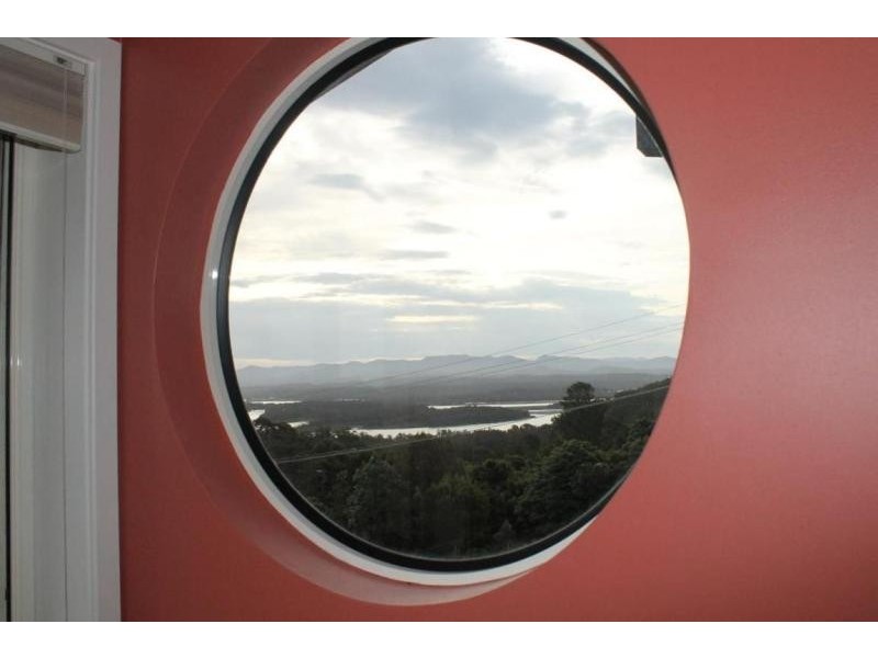 6 Coral Crescent, Tuross Head NSW 2537