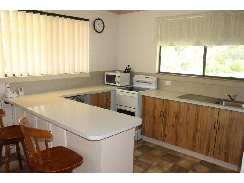32 Brighton Street, Tuross Head NSW 2537