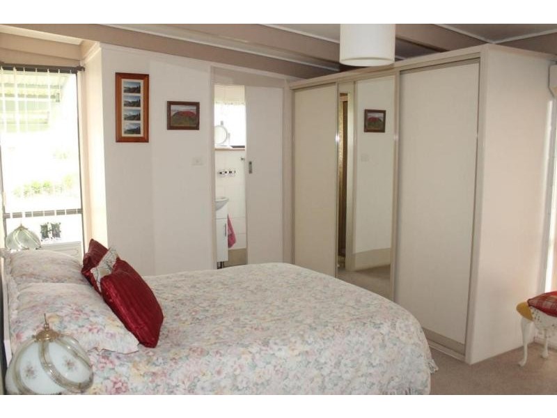 32 Brighton Street, Tuross Head NSW 2537