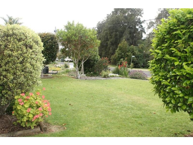 32 Brighton Street, Tuross Head NSW 2537